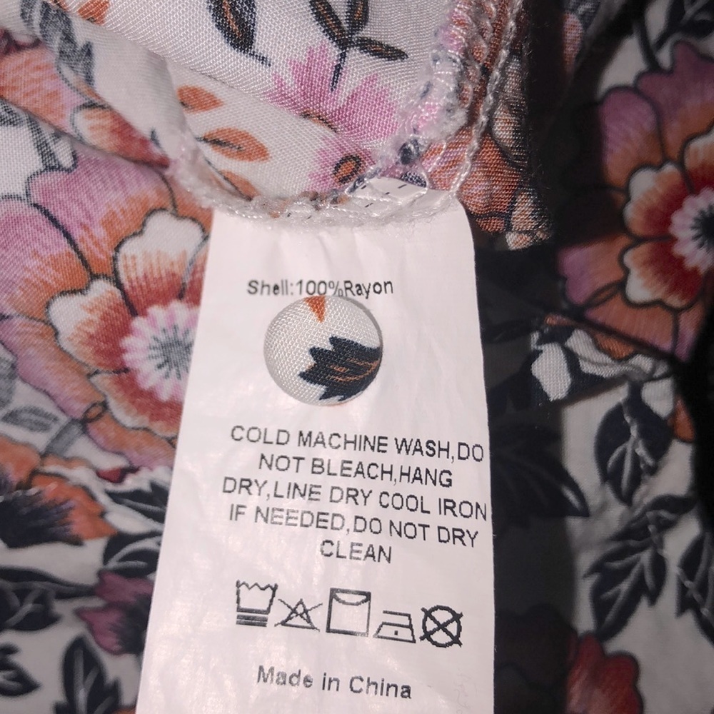 Weekend by Suzanne Betro pls size 2X floral top - Picture 7 of 8